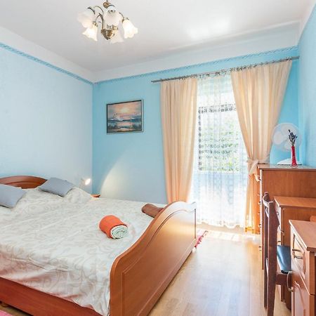 Apartmán Apartman Knezevic Opric Exteriér fotografie