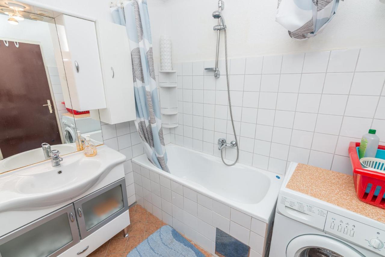 Apartmán Apartman Knezevic Opric Exteriér fotografie